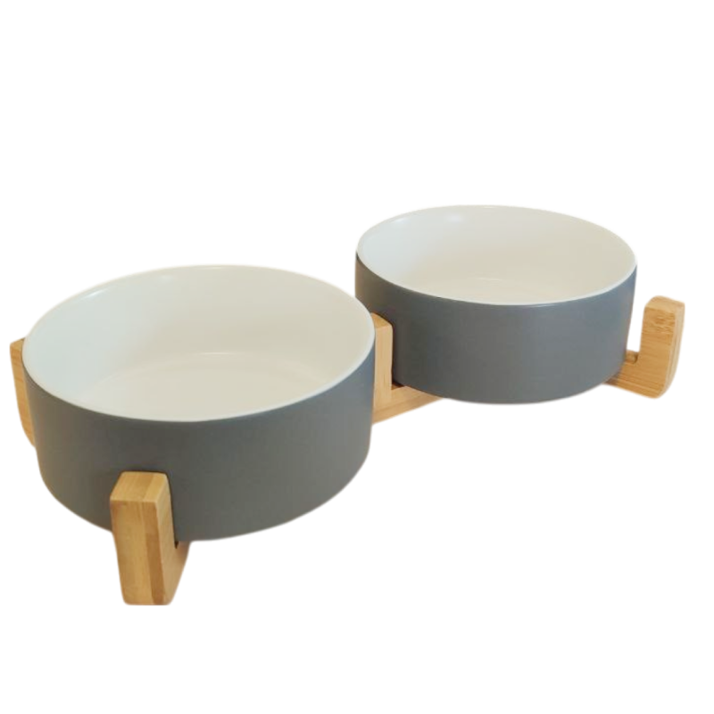 Миска керамическая TopPet двойная большая на деревянной подставке, серо-белая 2х750 мл